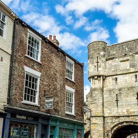Апартаменты Number One High Petergate Йорк Экстерьер фото